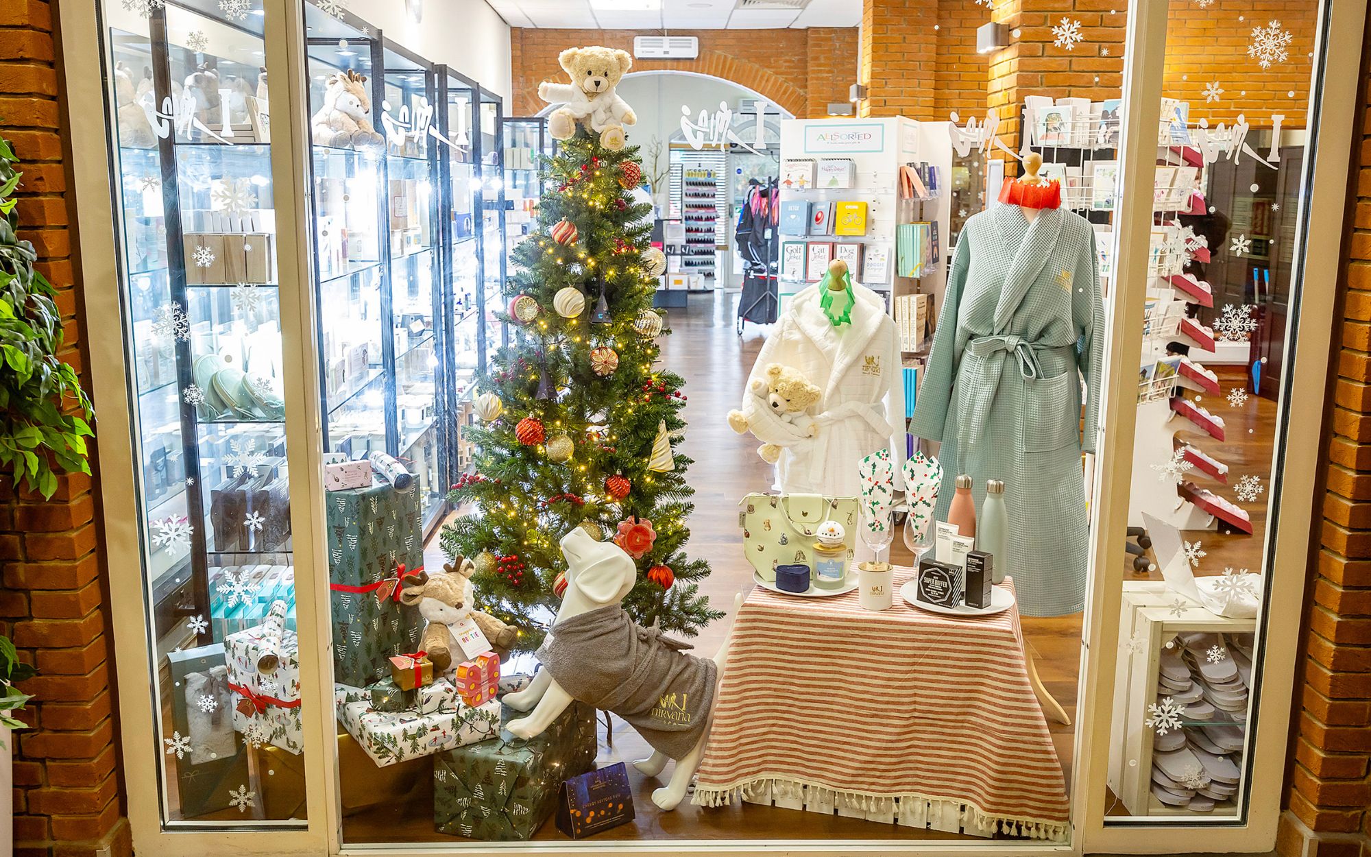 Christmas window display of Nirvana Spa