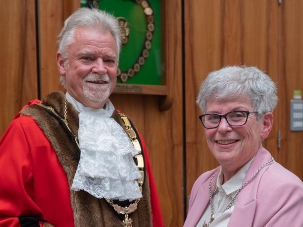 Mayor and deputy mayor